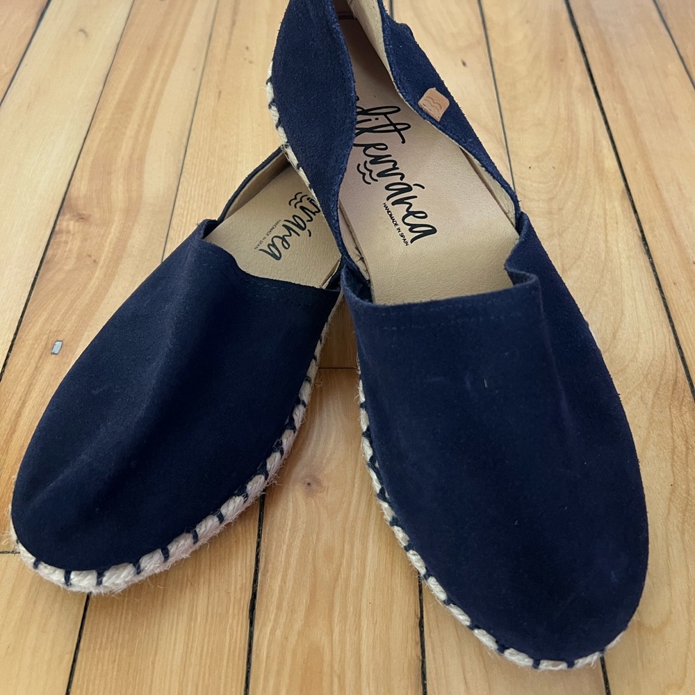 Mediterrarea Women's Piton Shoes Size 8 Navy Suede Leather Flats Espadrille Trim